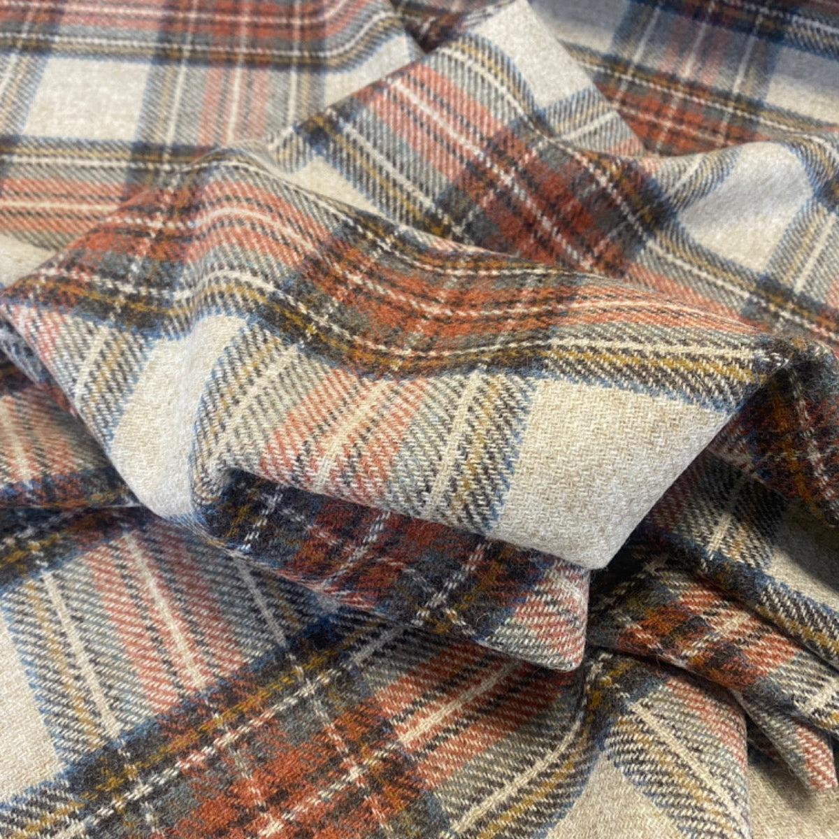 Abraham Moon wool Stewart Dress Antique Tartan Tex Ex 2860 Fabric Gathered