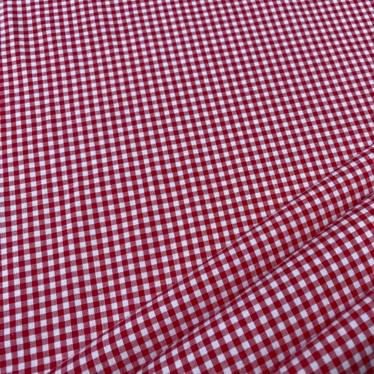C750 3mm Red Woven Cotton Gingham Fabric