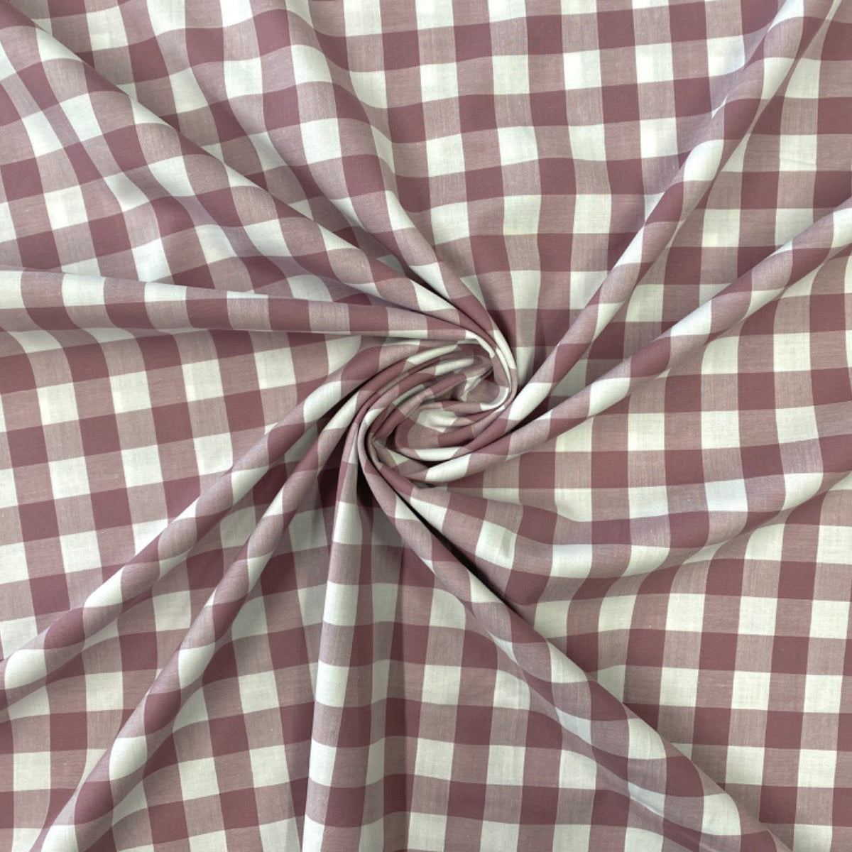 C761 17mm Woven Cotton Gingham Mauve Fabric Gathered