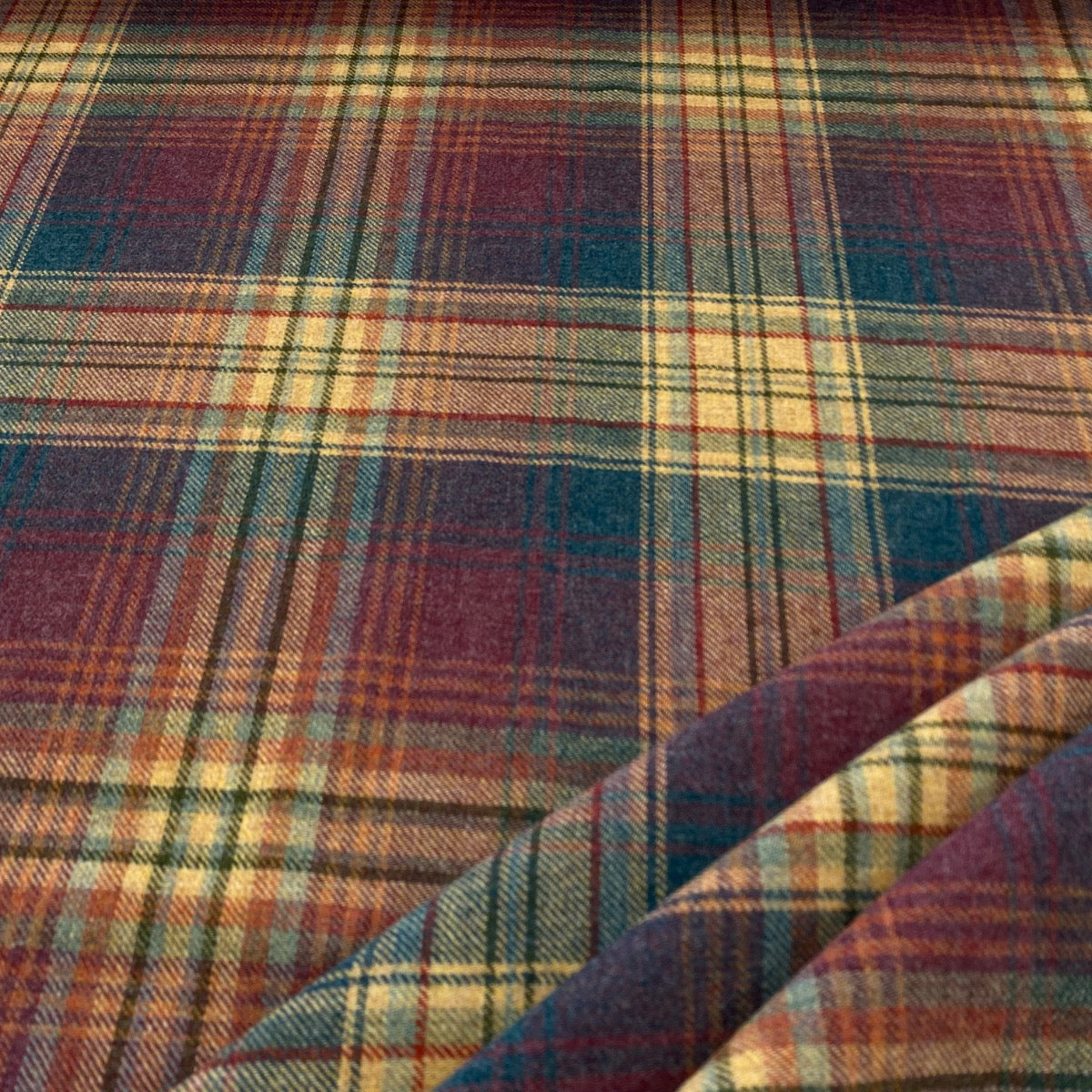 Chess Balmoral Monarch 100% wool tartan Fabric