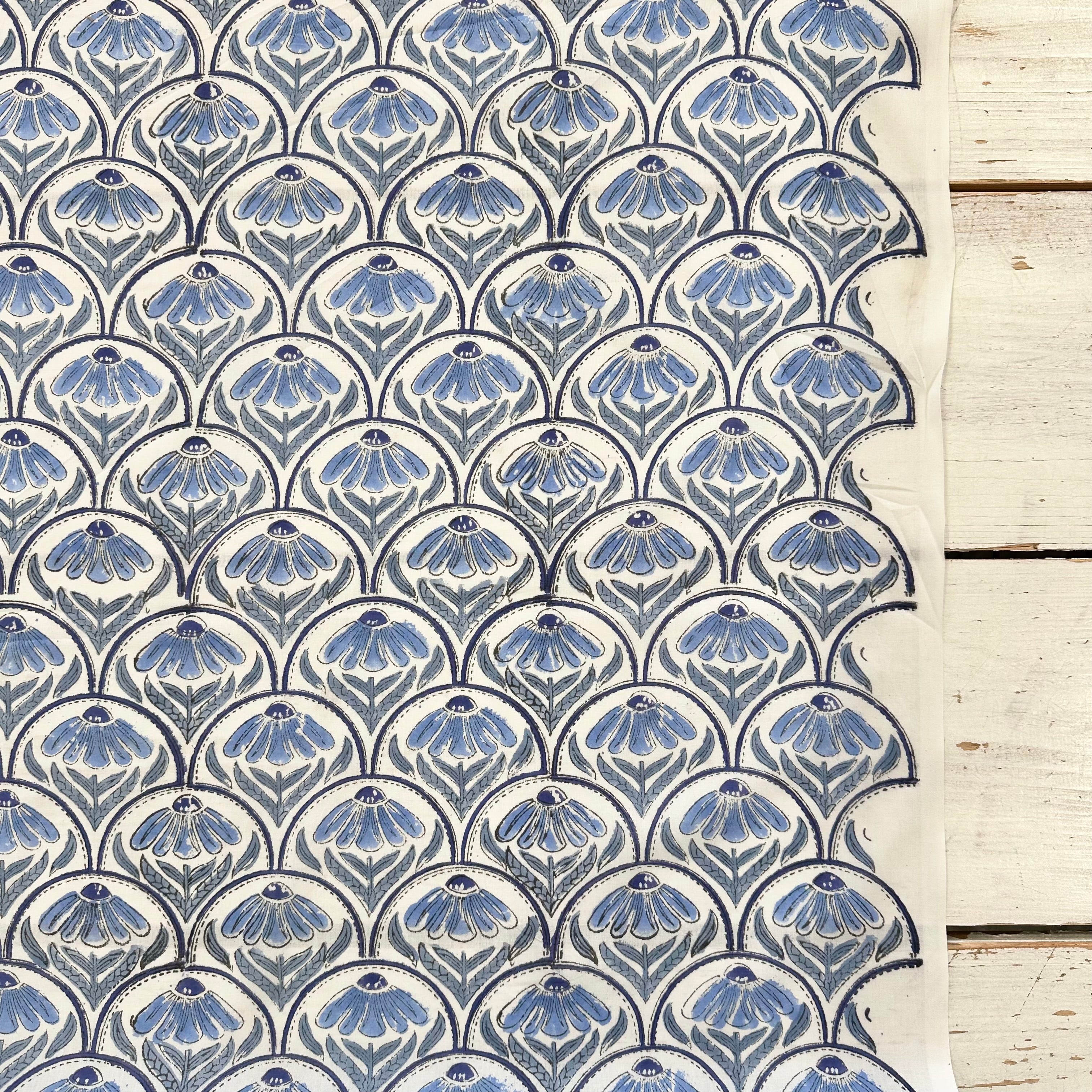 Scallop Daisy Block Print Blue Tex Ex 2970