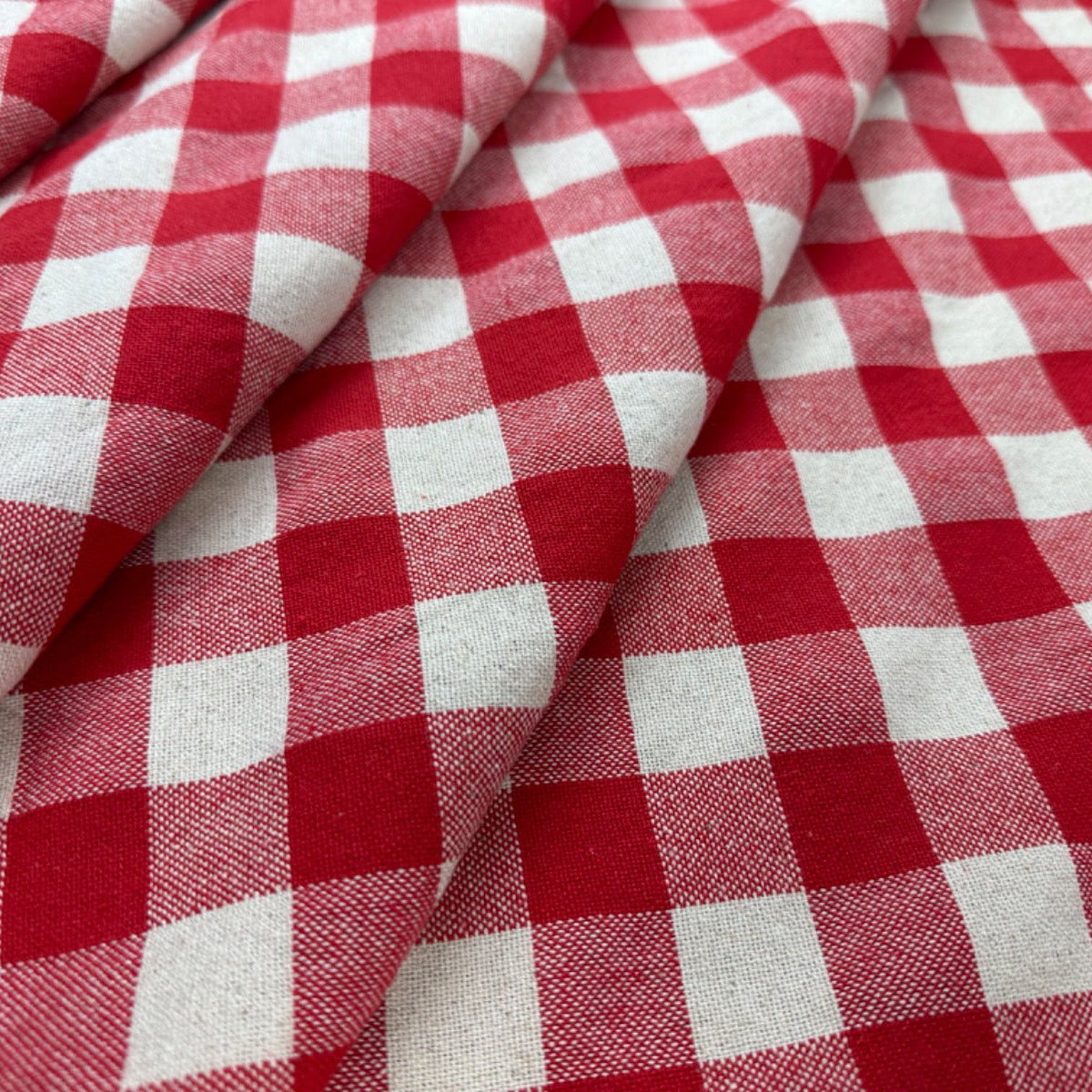 H359 Rustic Chunky Gingham Red Fabric Folded