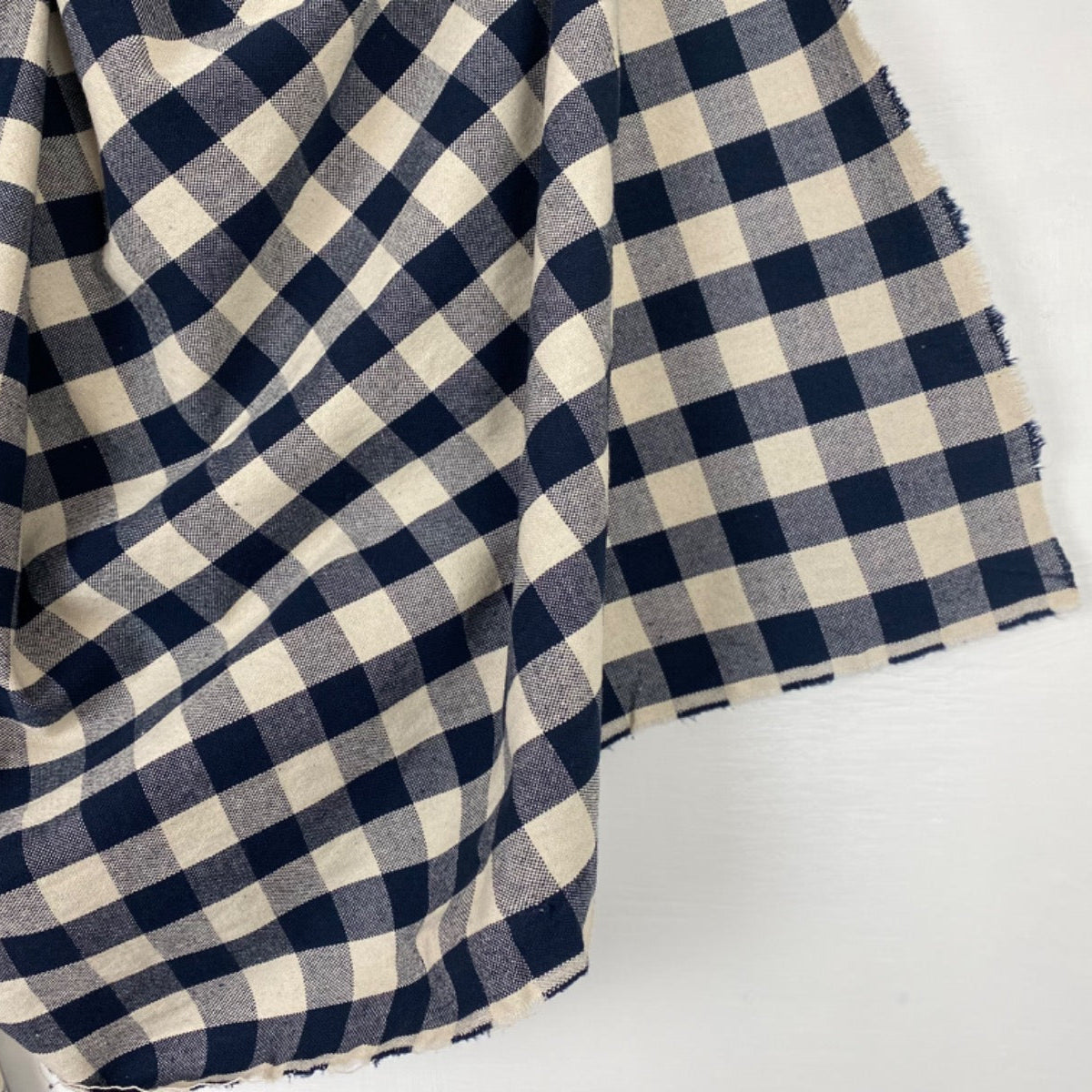H390 Rustic Chunky Gingham Navy Fabric