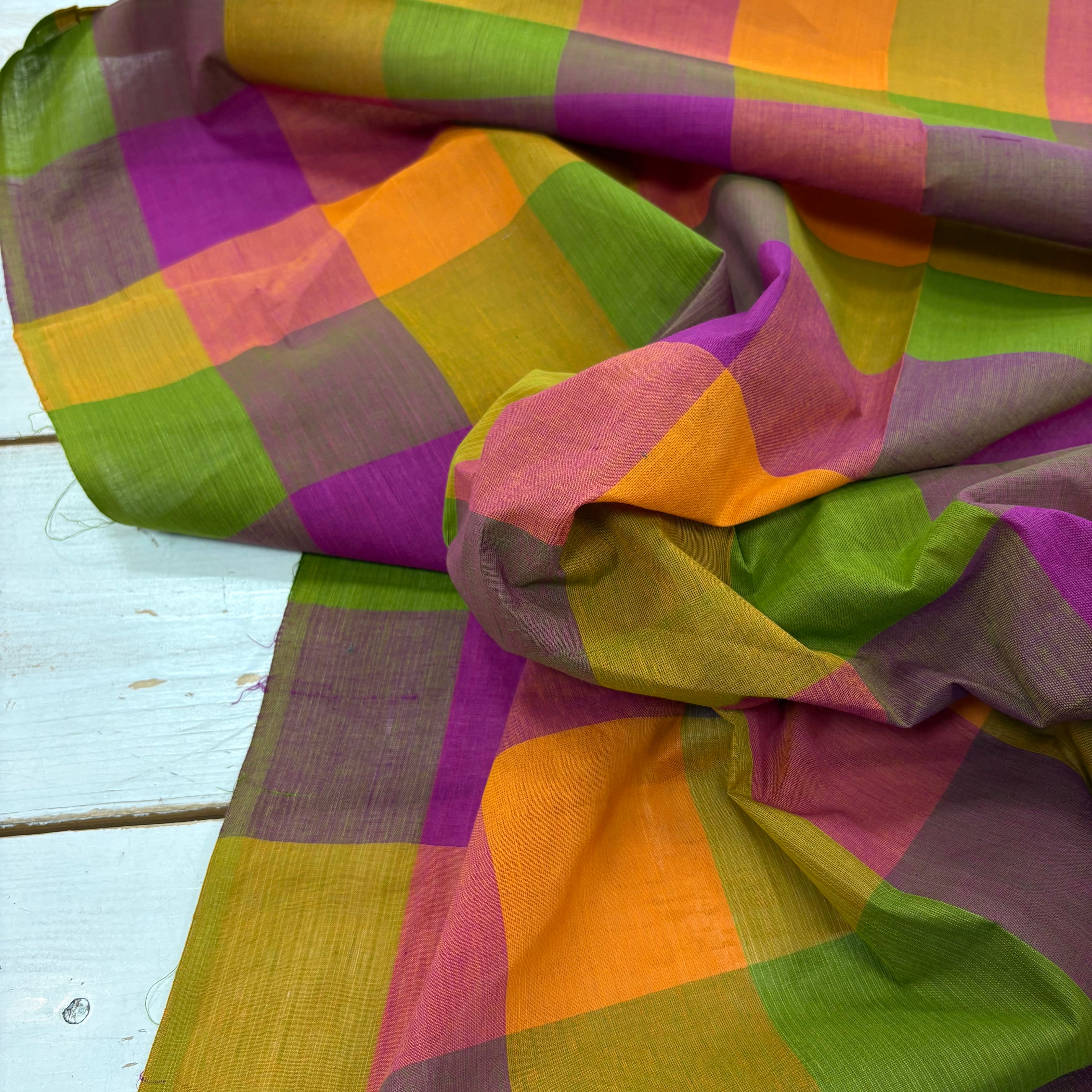 Summer woven jumbo block gingham Tex Ex 2982