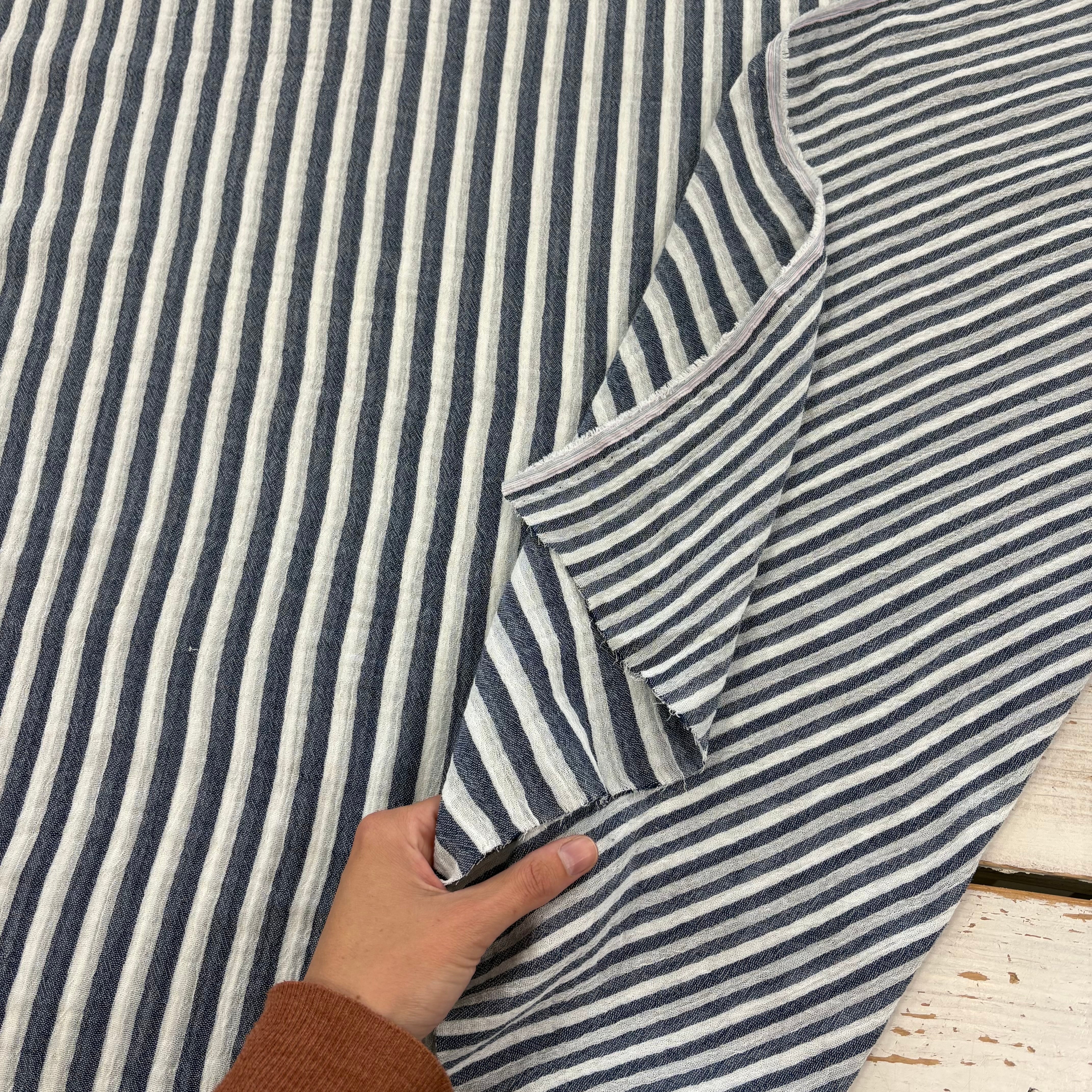 Woven stripe Double Muslin (double sided) T569