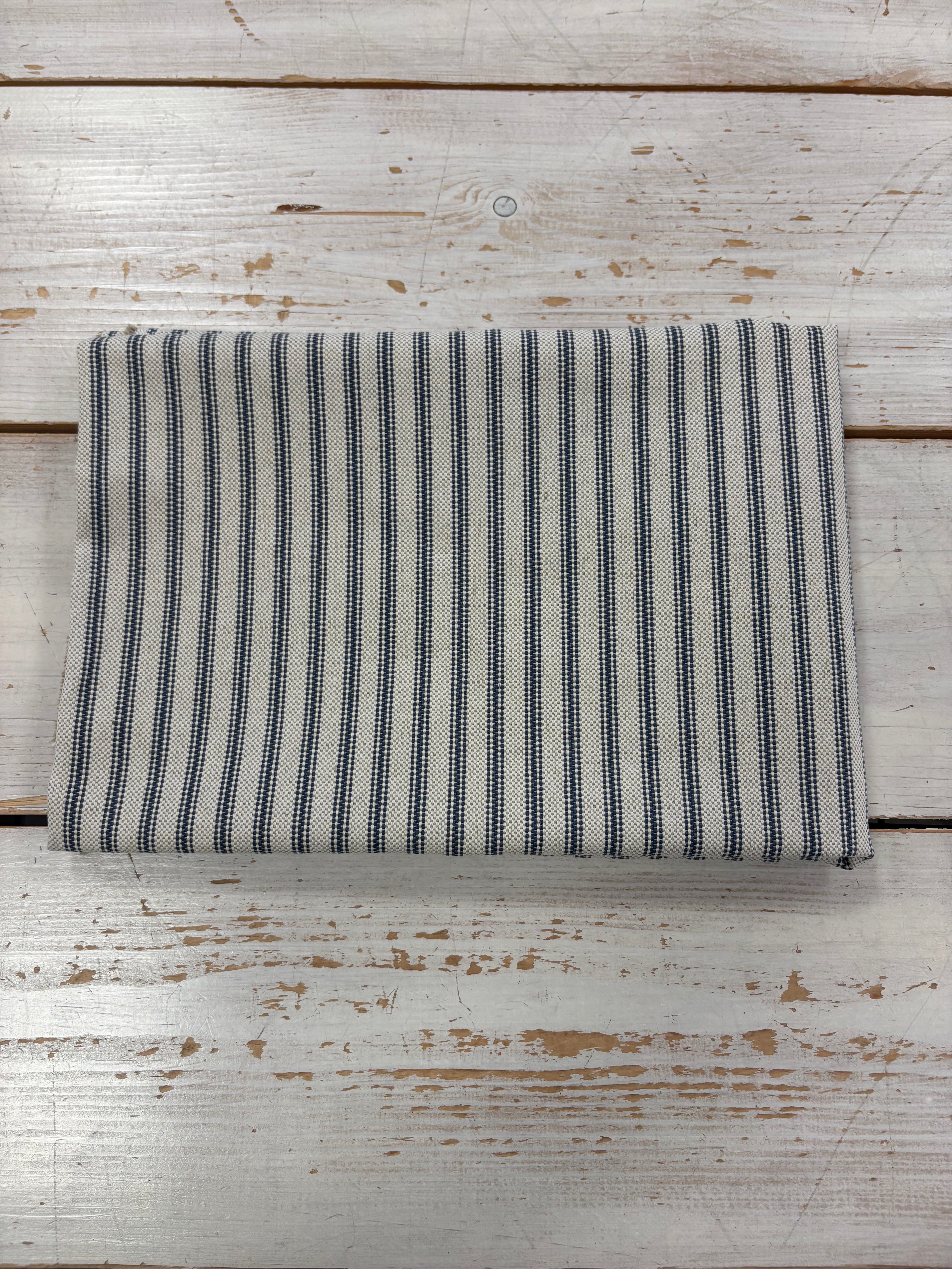 REM 1 - Rustic stripe 60cm x 140cm