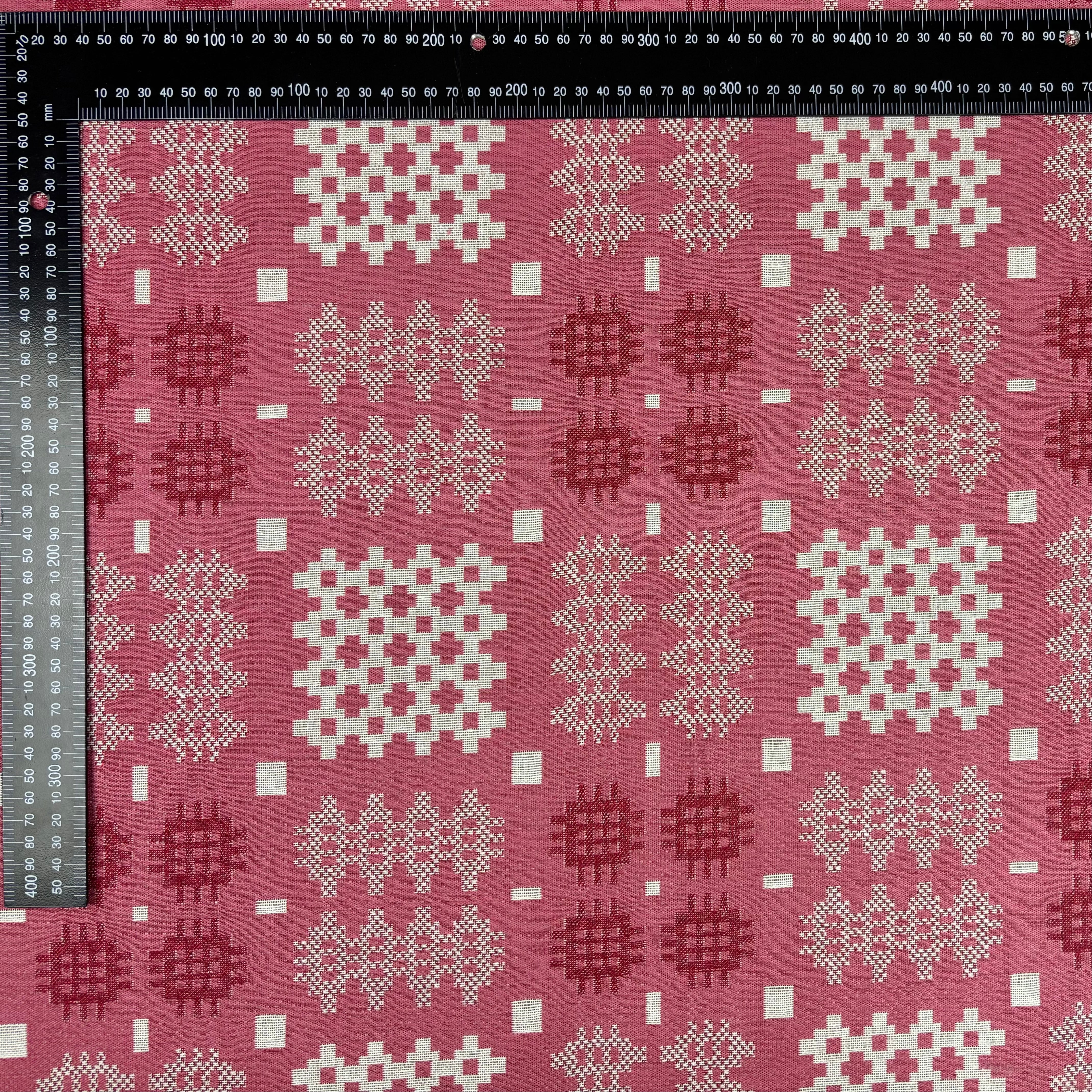 S295 Welsh Blanket Tapestry Pink