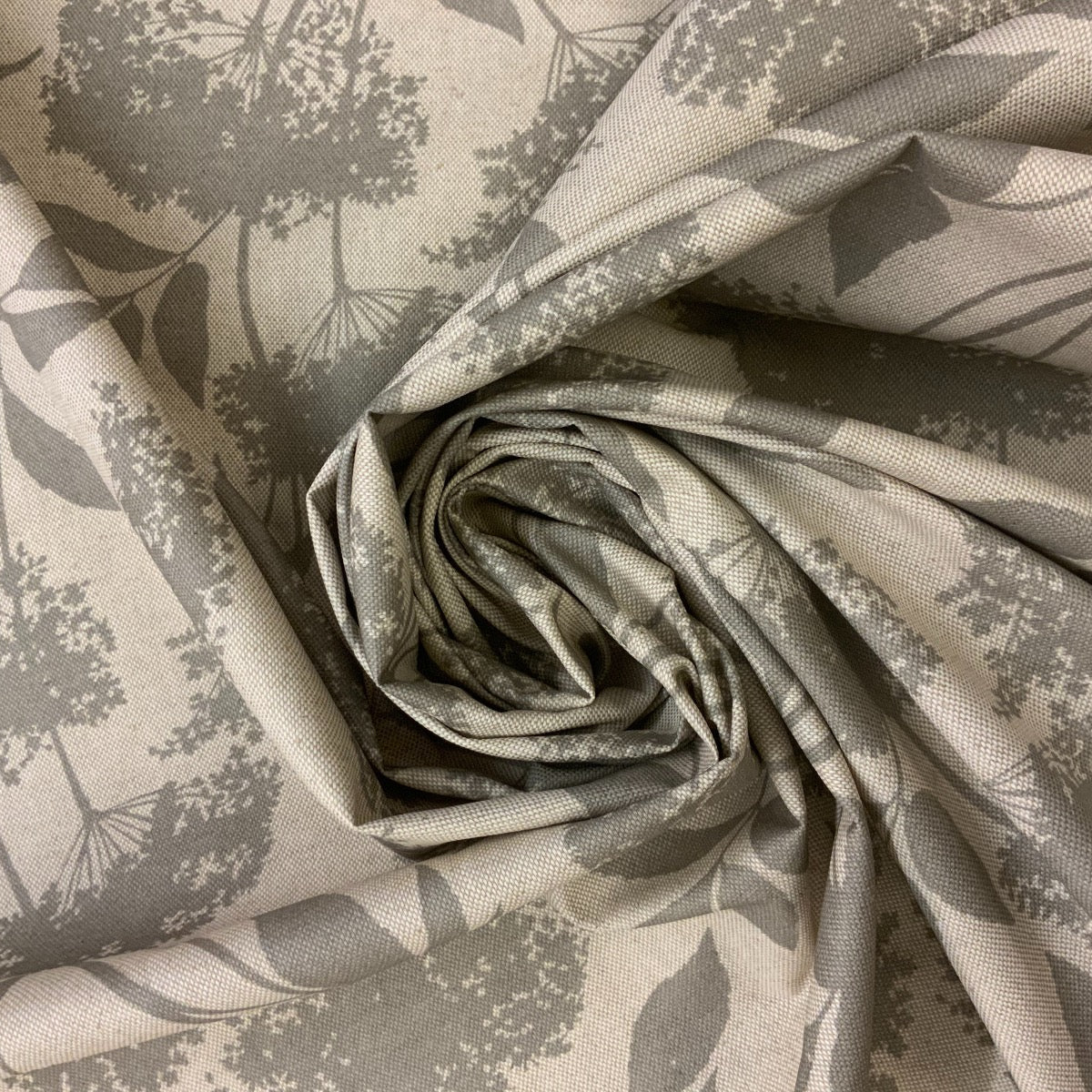 S187 Elderflower Oilcloth Taupe Fabric Close Up Gathered