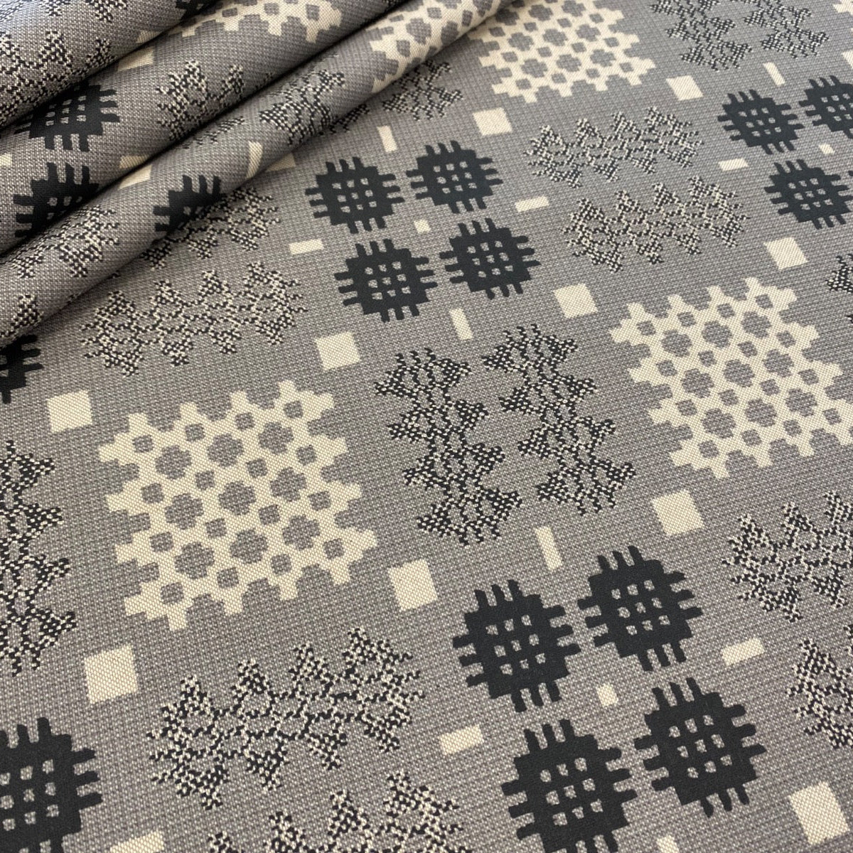 S75 Welsh Blanket Oilcloth Grey Wipeable Tablecloth Fabric Folded