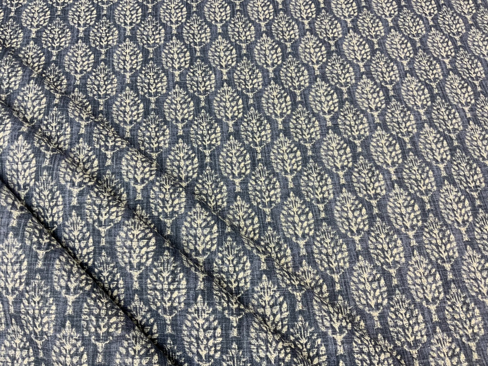 ILiv Kemble Sapphire