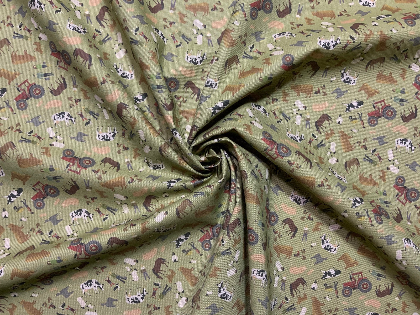 S70 Dinky Farmyard Allover Sage