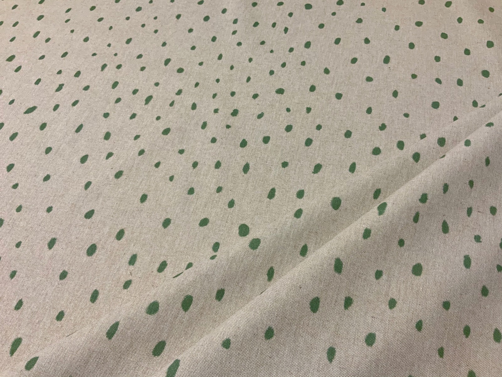 S97 Green Linen Spotty Paint