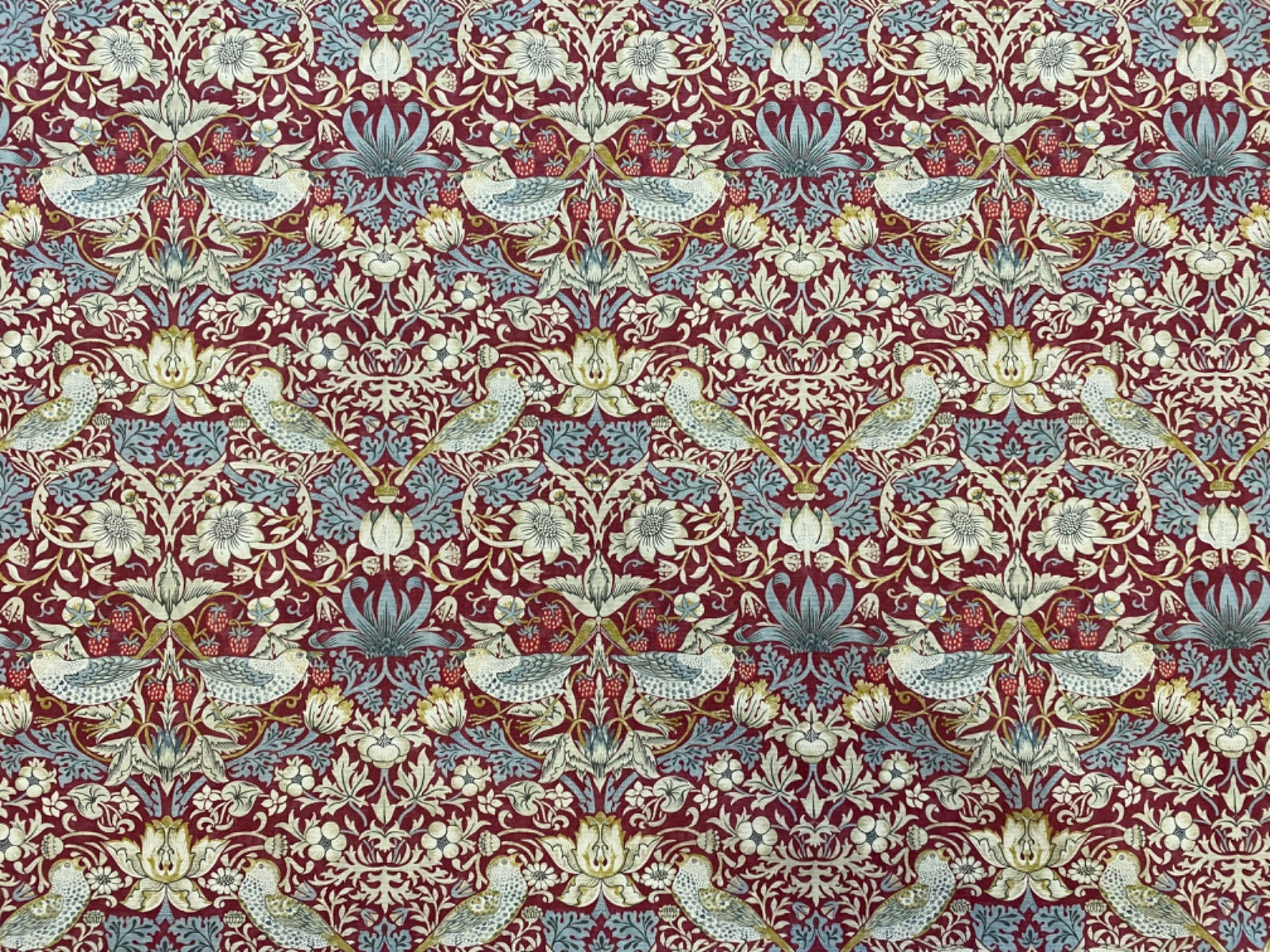 Clarke & Clarke Strawberry Thief Plum