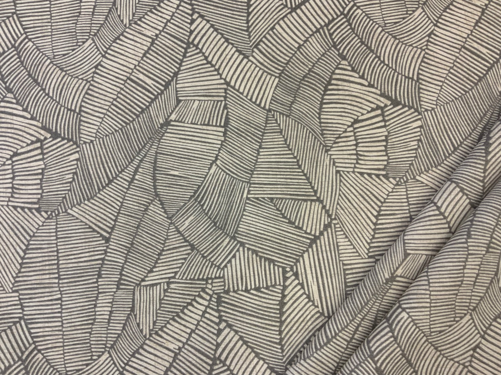 ILiv Definity Mineral