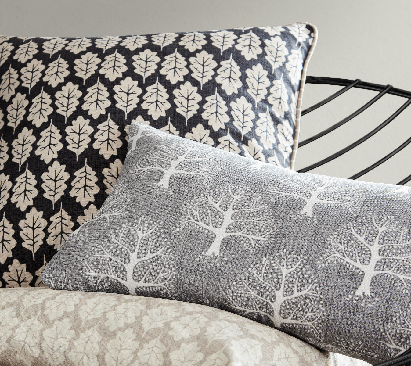 ILiv Great Oak Ebony