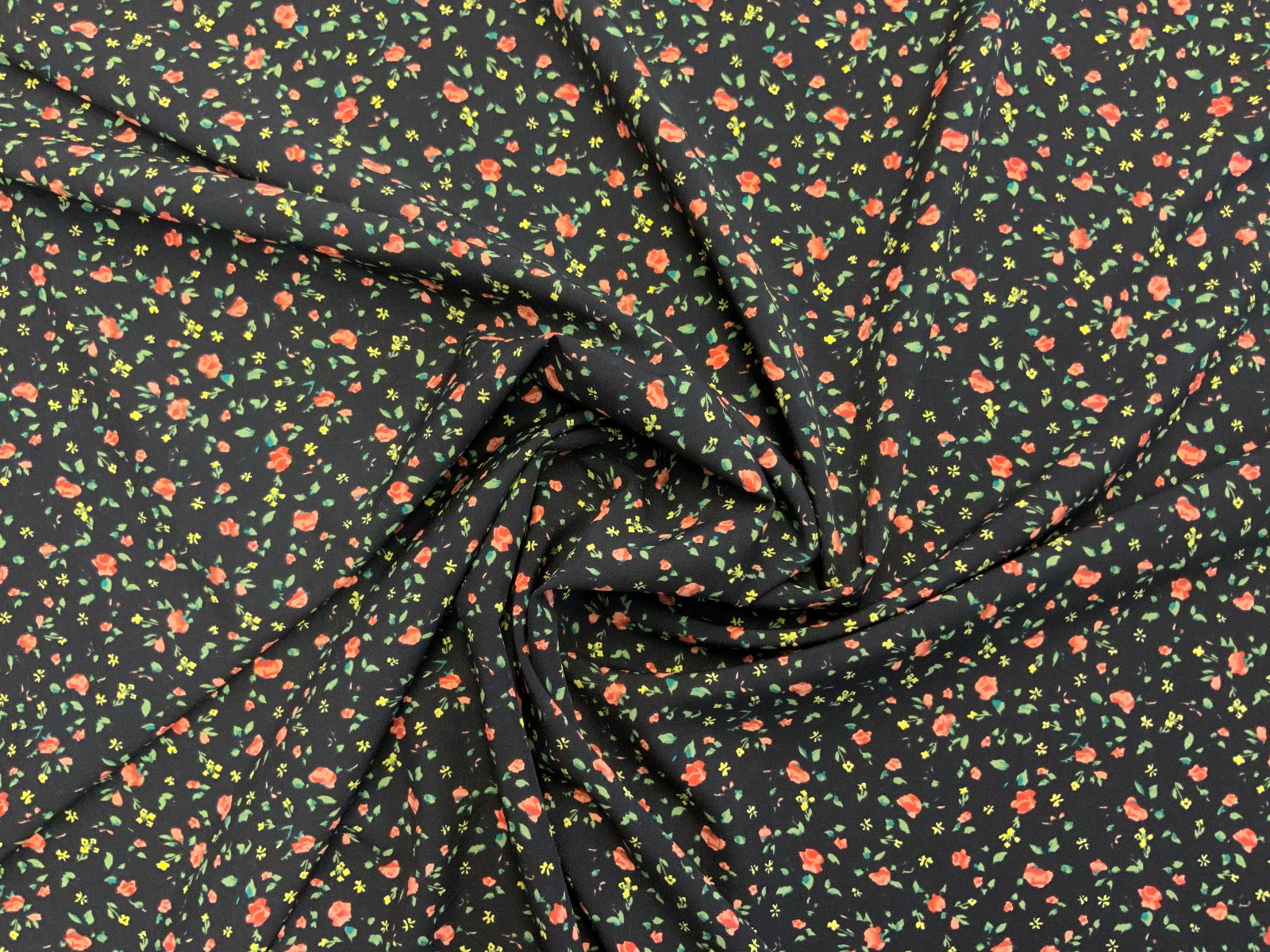 I358 Ditsy Floral Soft Drape