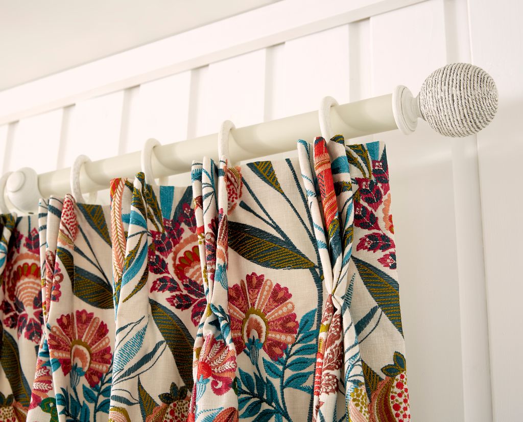 ILiv Artisan Bird Embroidery Granita