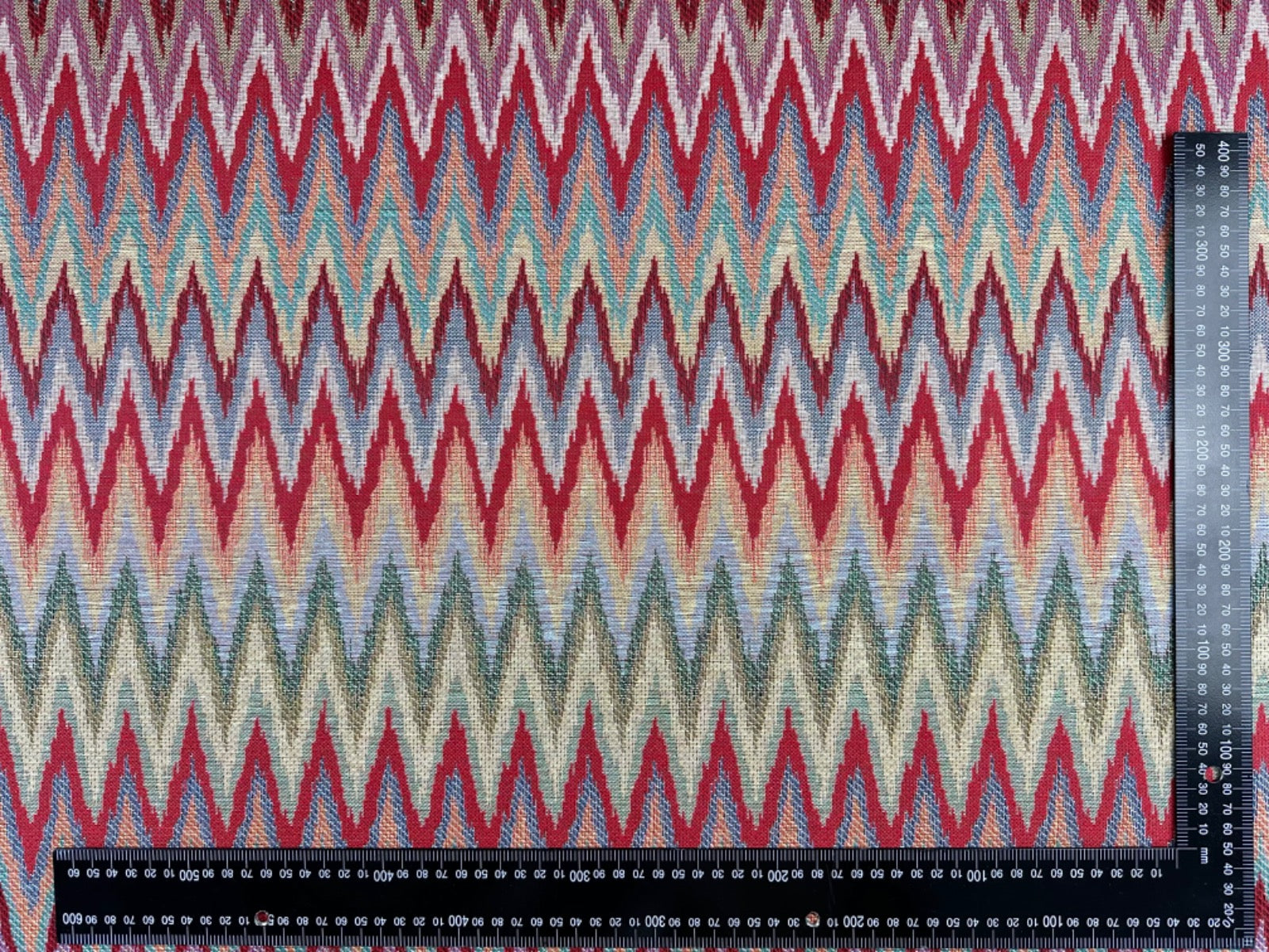S263 Zig Zag Outdoor Tapestry Multi