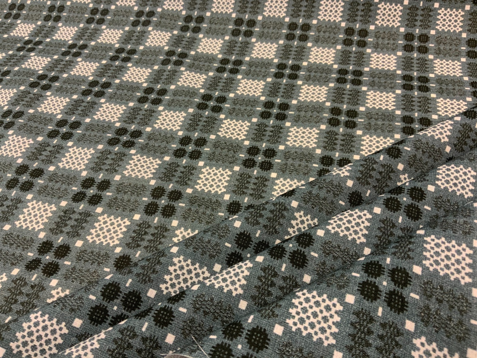 S78 Blue Mini Dress Weight Welsh Blanket