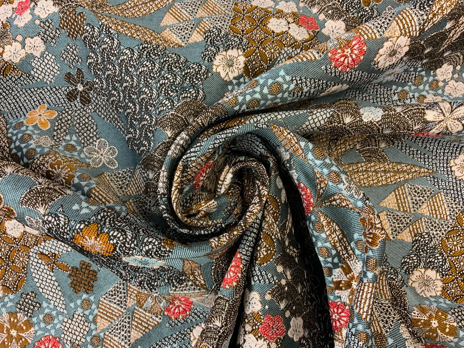 H282 Yang Garden Tapestry Jade