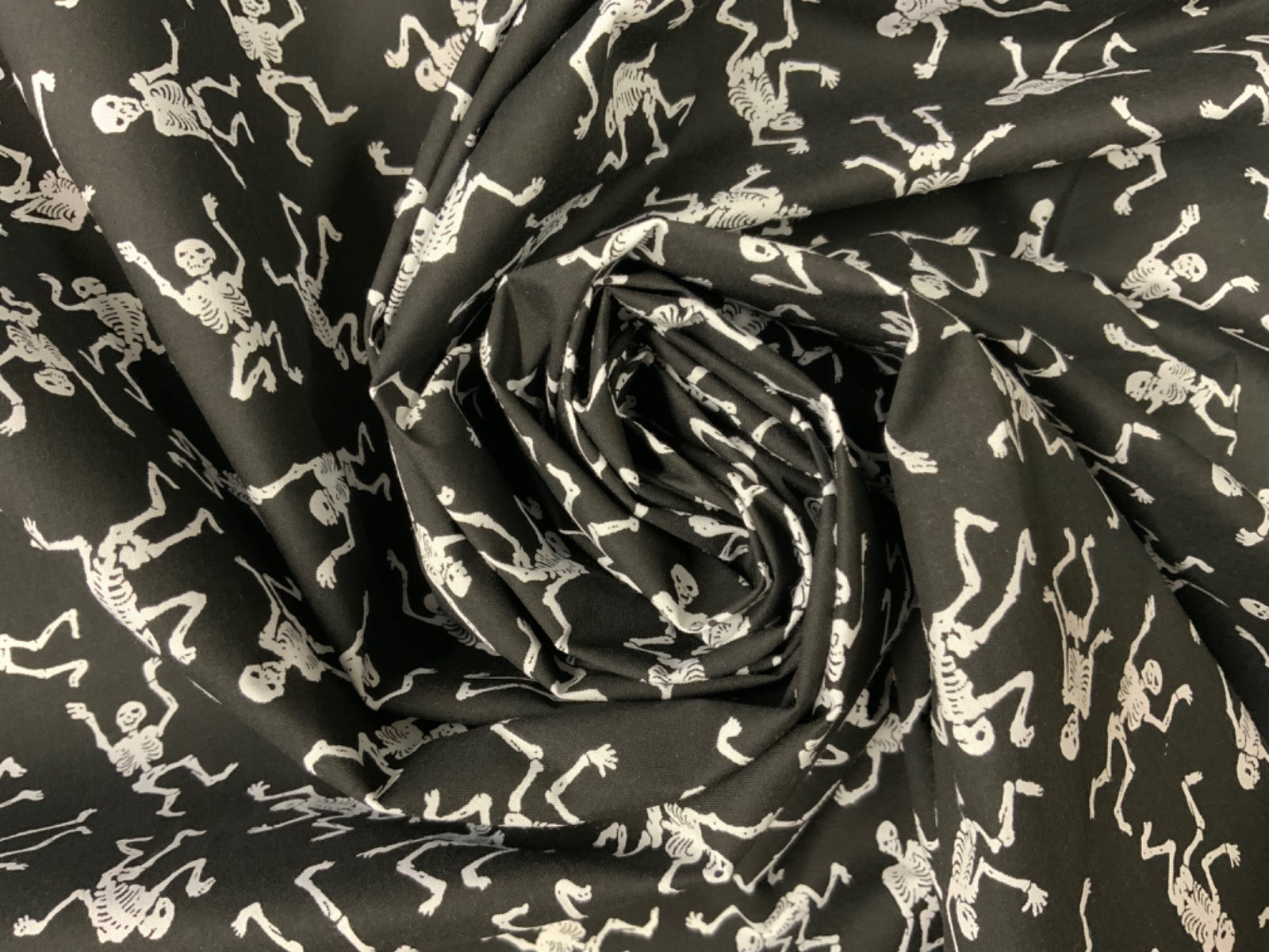 C711 Dancing Skeletons Poly Cotton