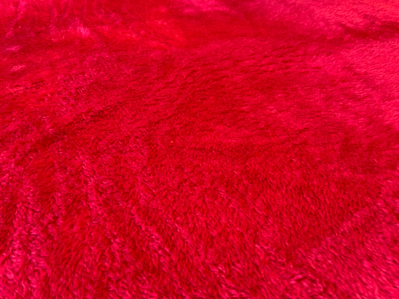 I450 Super Soft Cuddle Fur Red