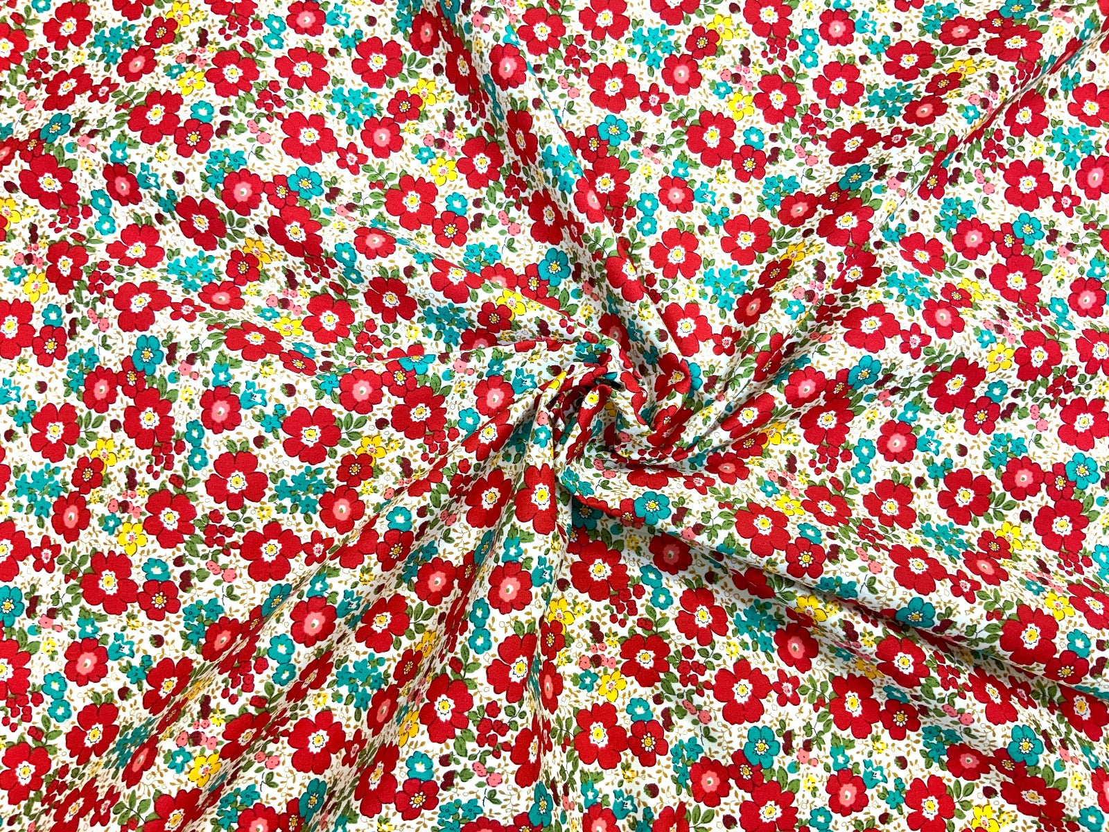Betty Floral Cotton Poplin C589 Red