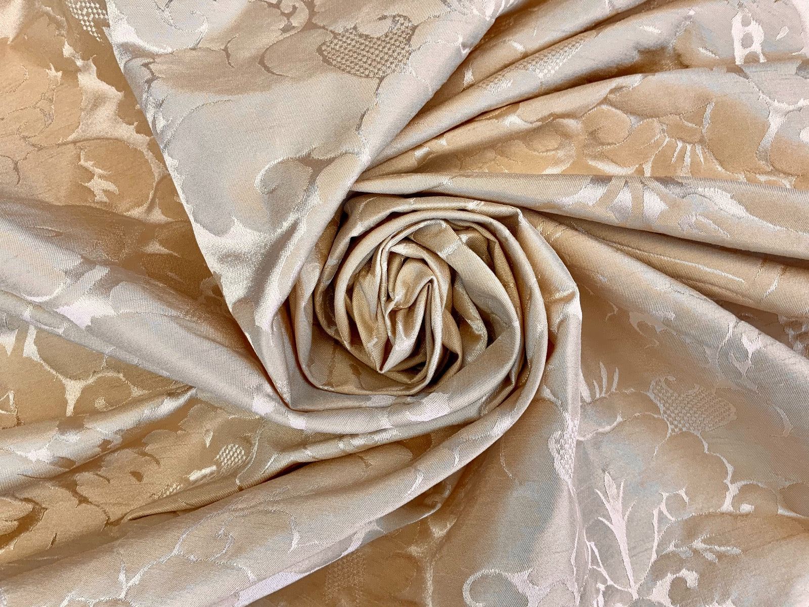 Dutch Damask Gold T456