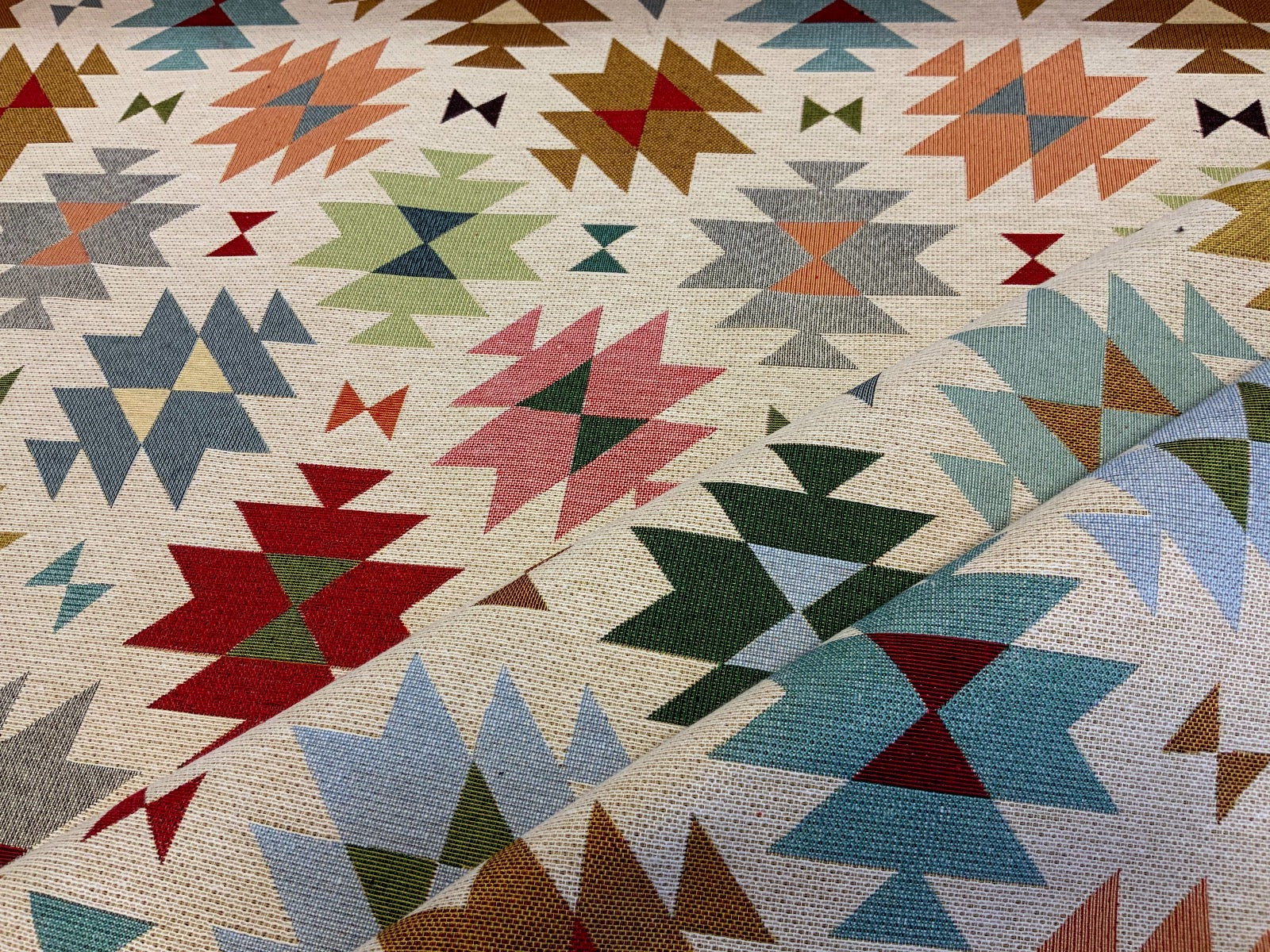 Navajo Tapestry Multi R54