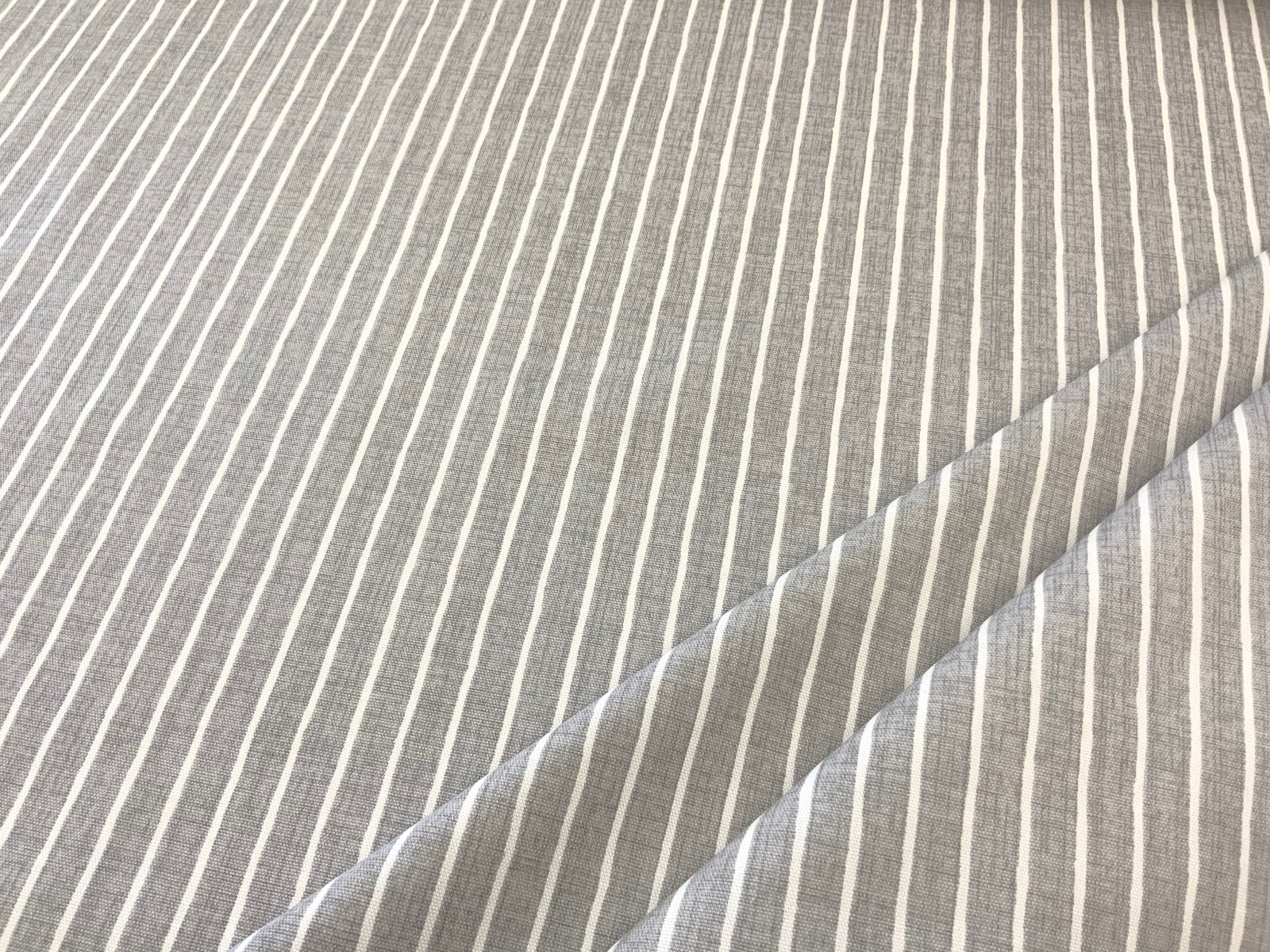 ILiv Pencil Stripe Dove