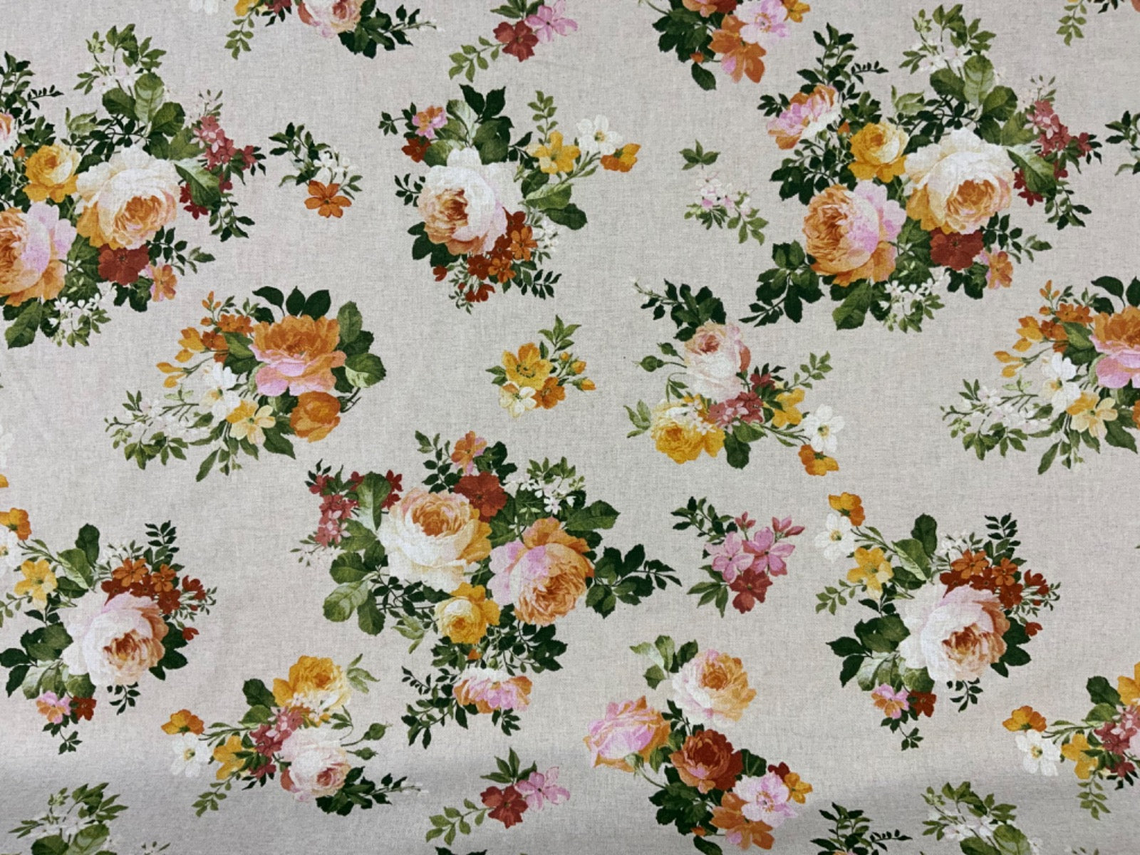 T478 Vintage Roses Apricot Linen
