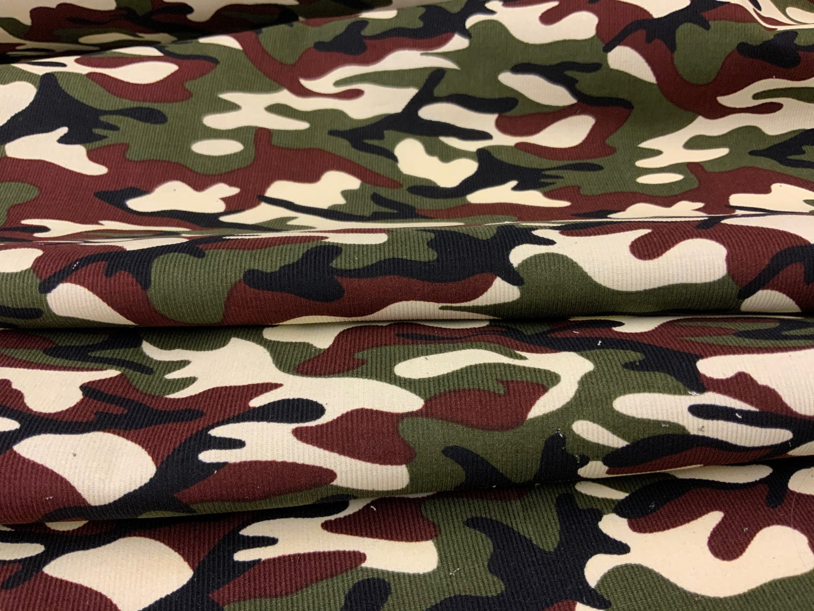 i308 Camouflage Needlecord Green