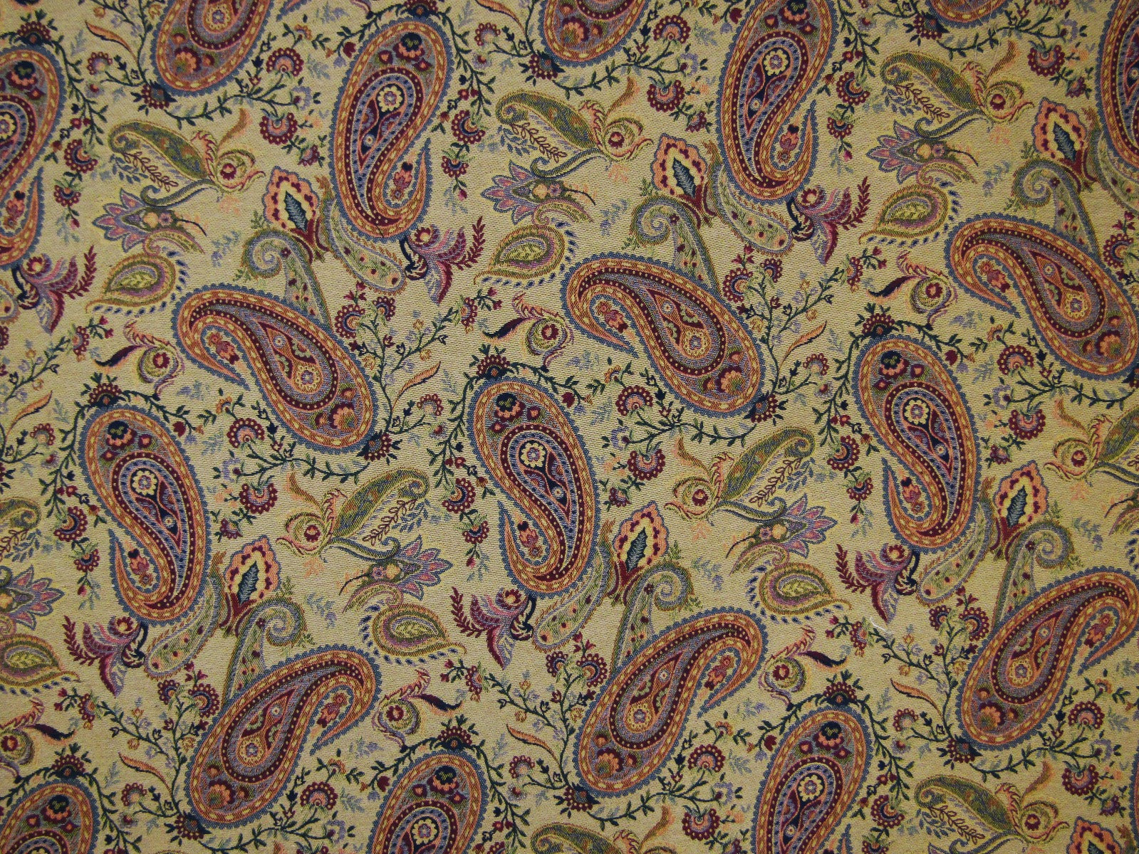 Paisley Tapestry Vintage E158