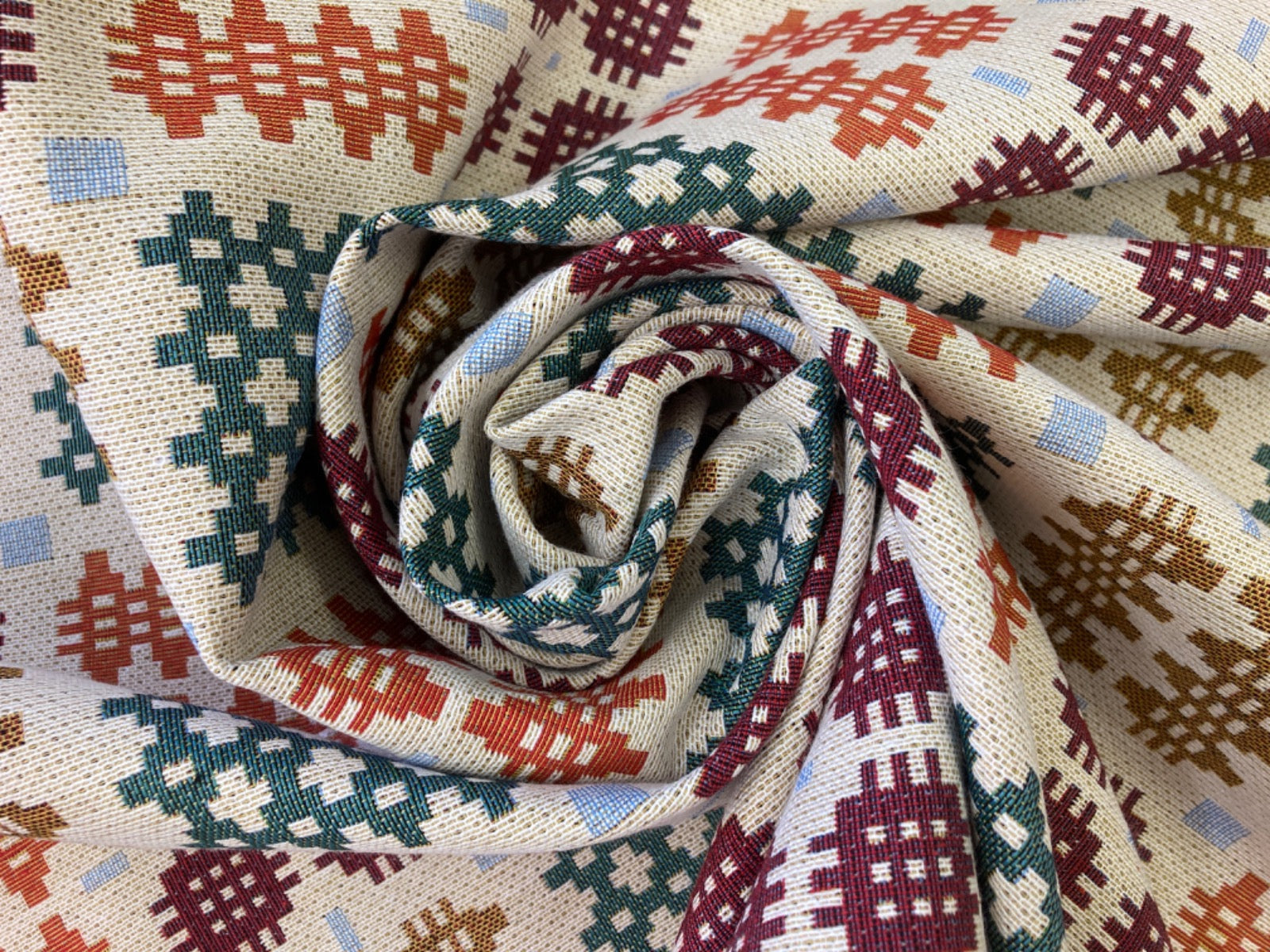 R57 Welsh Blanket Tapestry Multi