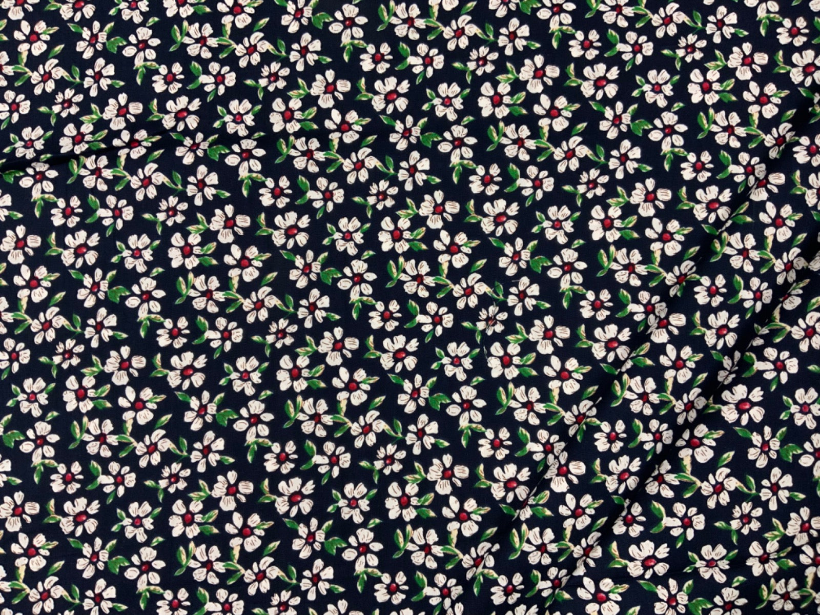 Tex Ex 2670 Daisy Chains Floral Cotton Lawn Navy