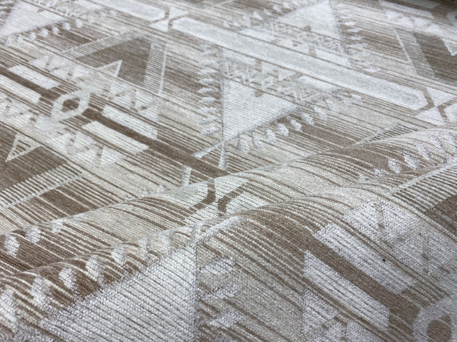 Tex Ex 2690 Inca Ikat FR Chenille Natural