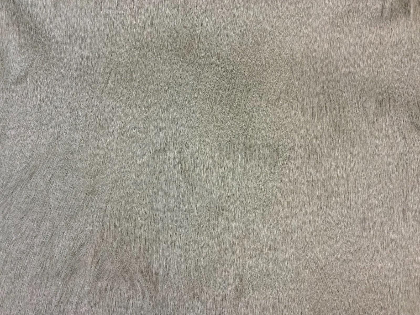 Luxury Silver Wolf Faux Fur Tex Ex 2508