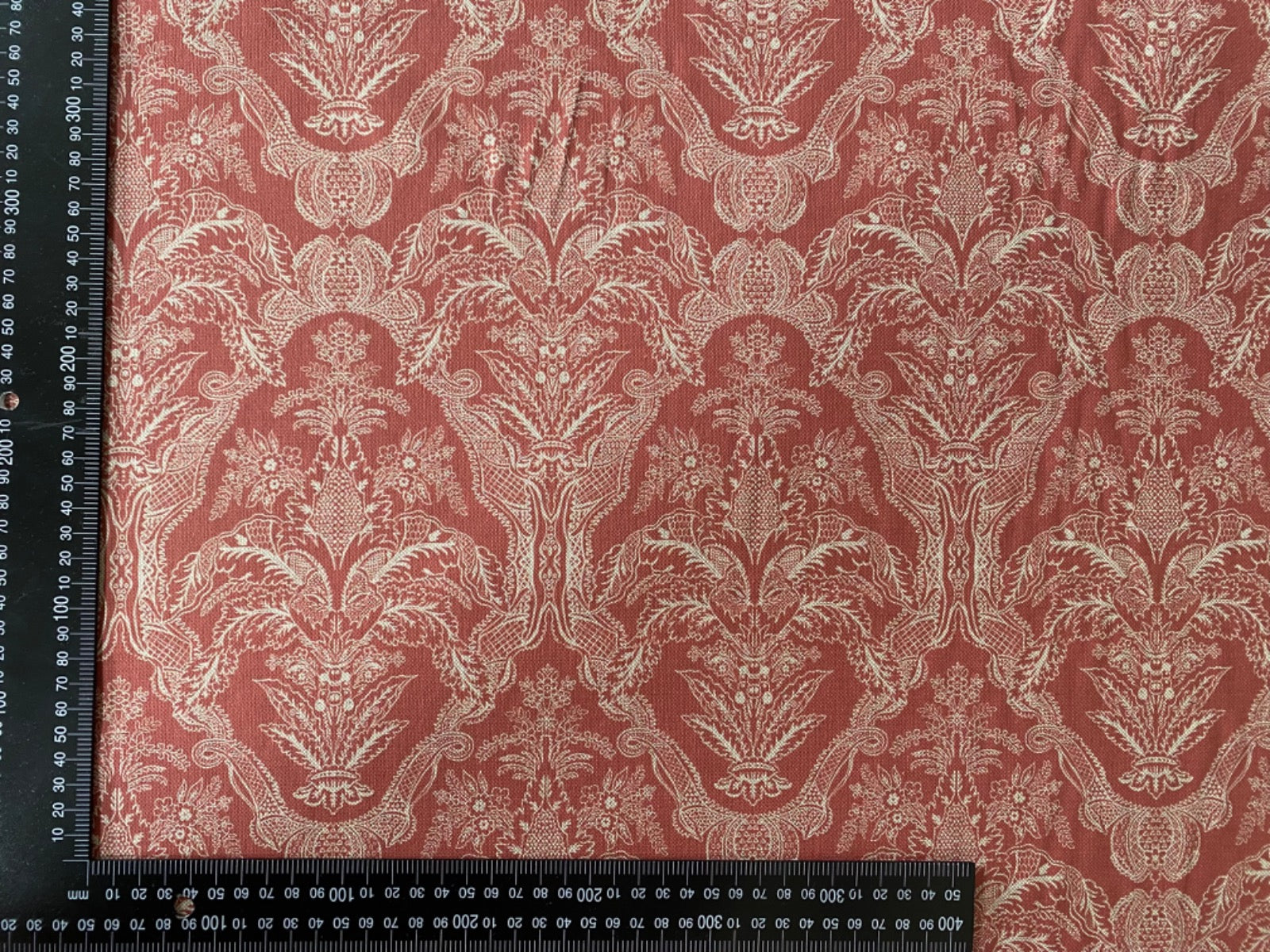 S239 Printed Damask Trellis Rust