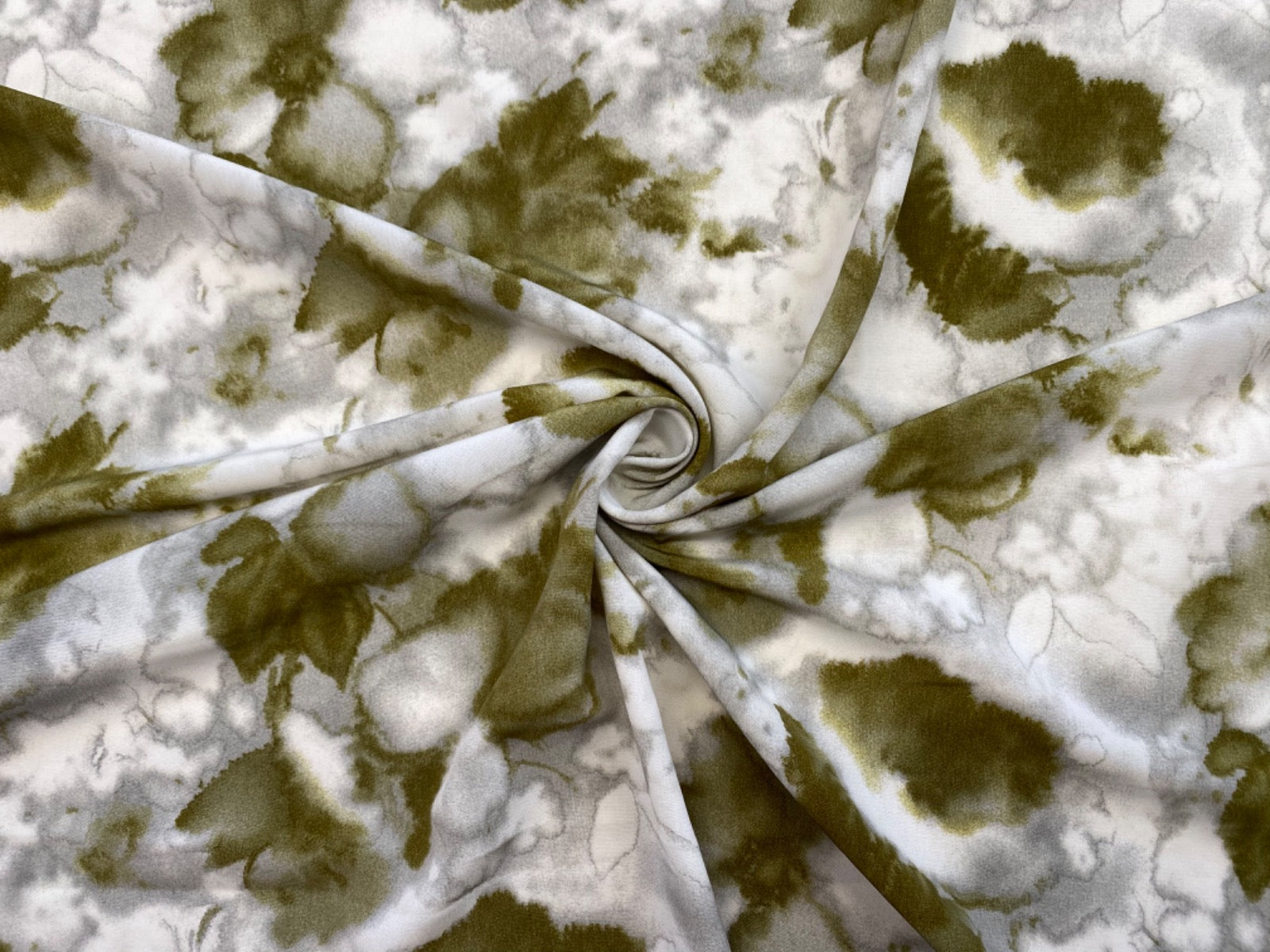 Tie Dye Vine Leaf Olive U271