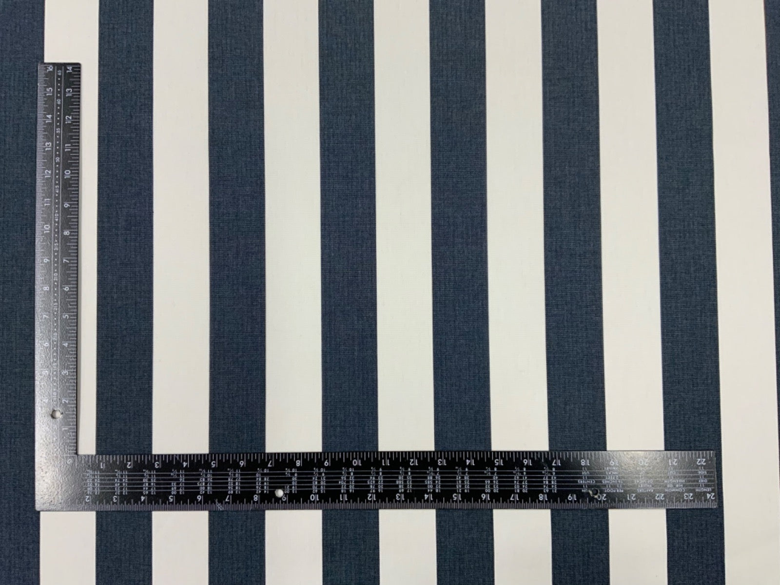T540 Outdoor Indoor Water Repellent Bold Stripe Navy
