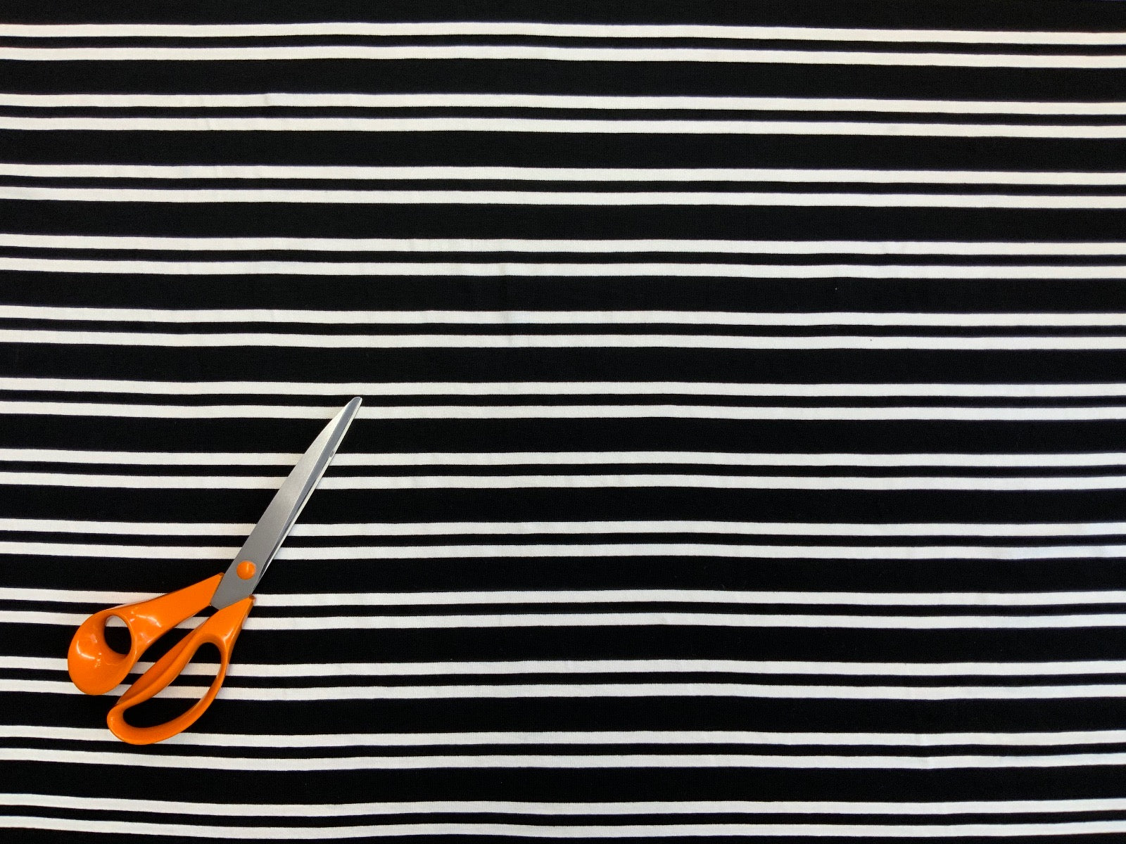 I390 Monochrome Stripe Jersey