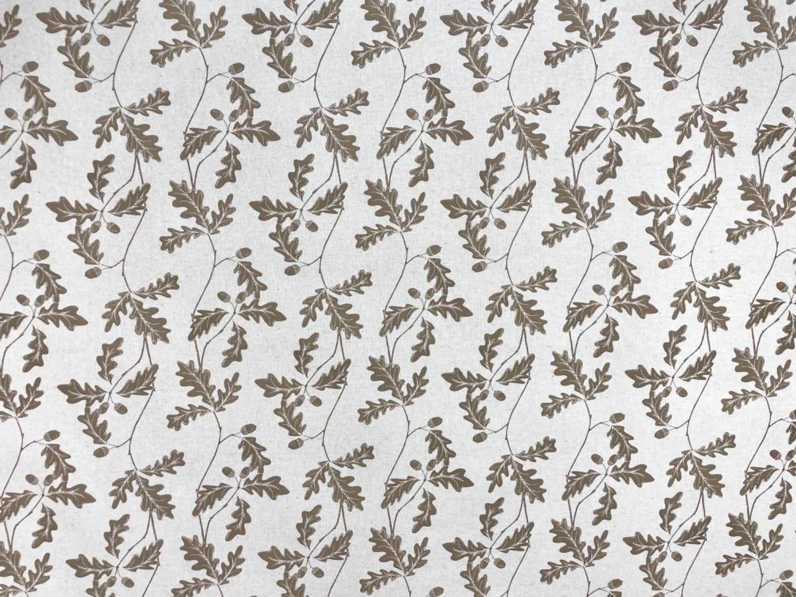 Oak Boughs Natural T493