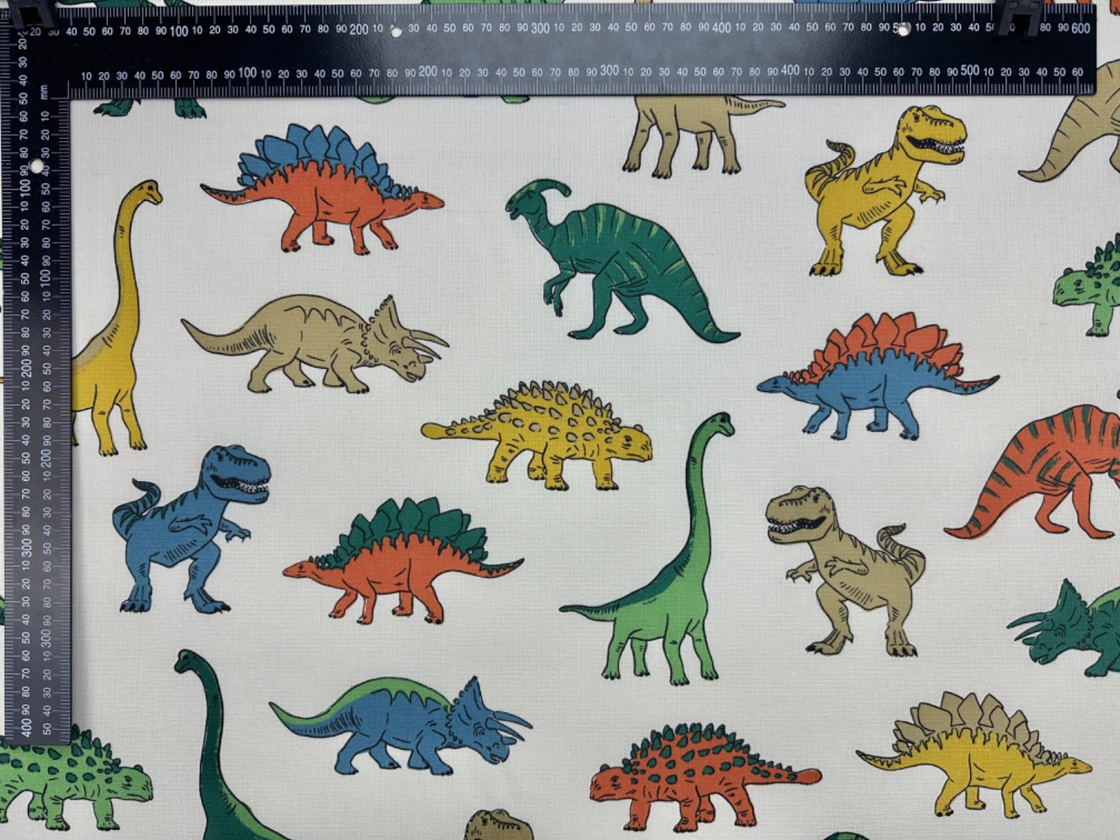 T548 Dinosaur Land Multi