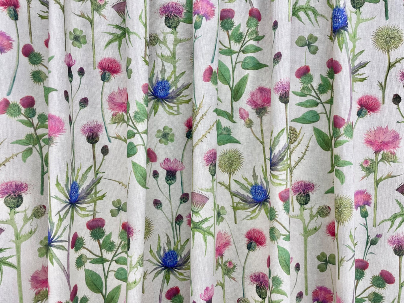 Thistle Garden Linen T485
