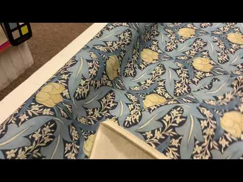 S158 Deco Tulips Indigo Corn