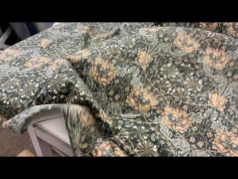 Stoneywell Floral Velvet T400