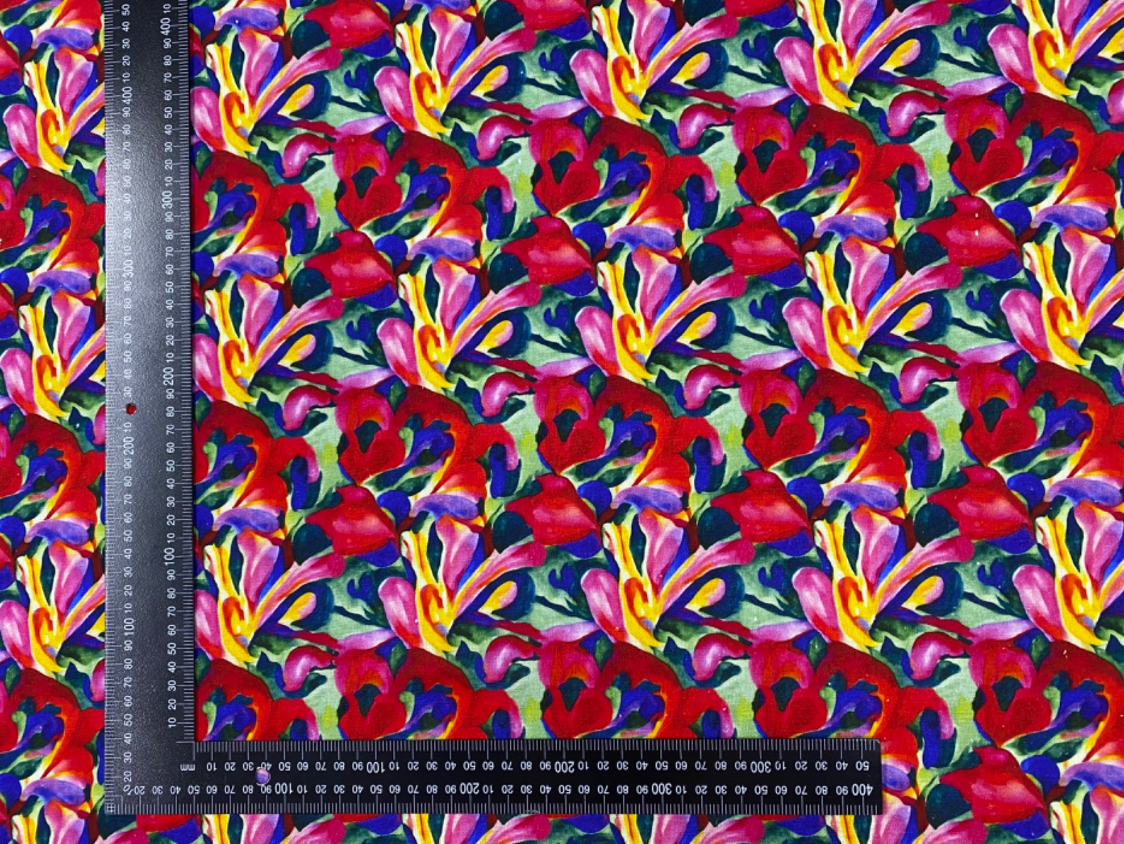 i503 Abstract Floral Linen Multi