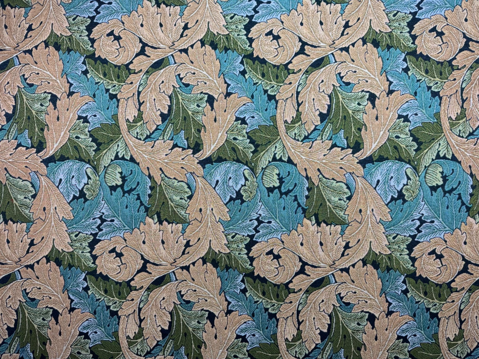 K43 Acanthus Tapestry