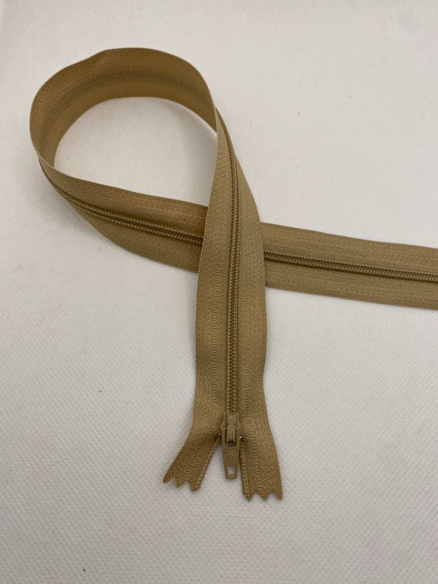 Beige Zip 8”