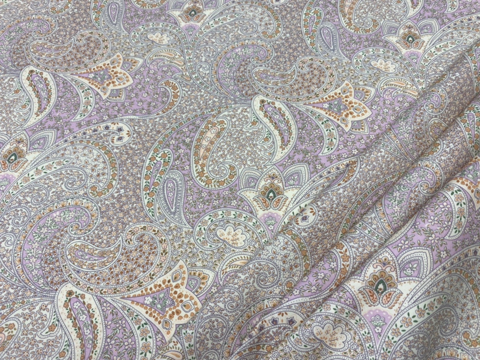 C765 Pastel Paisley cotton poplin